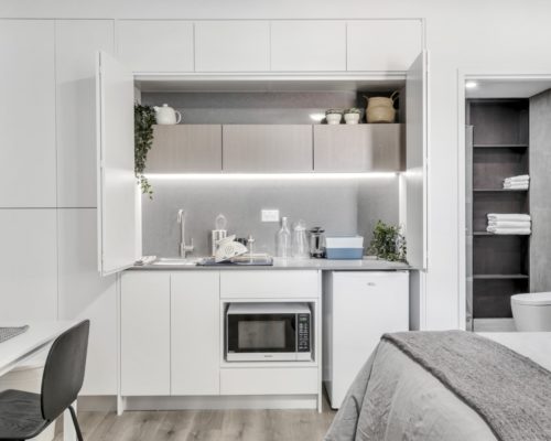 Best studio and apartment rental accommodation near the Sydney Airport and Positioned in the perfect location of Wolli Creek near the Brighton Beaches and Sydney CBD.