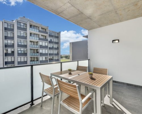 Best studio and apartment rental accommodation near the Sydney Airport and Positioned in the perfect location of Wolli Creek near the Brighton Beaches and Sydney CBD.
