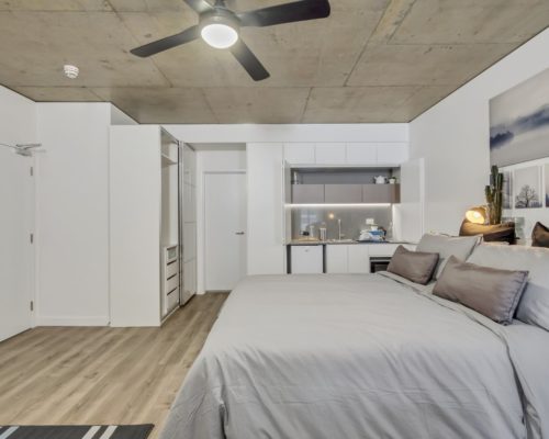 Best studio and apartment rental accommodation near the Sydney Airport and Positioned in the perfect location of Wolli Creek near the Brighton Beaches and Sydney CBD.