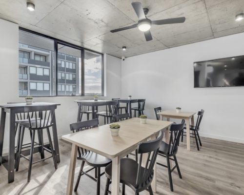 Best studio and apartment rental accommodation near the Sydney Airport and Positioned in the perfect location of Wolli Creek near the Brighton Beaches and Sydney CBD.